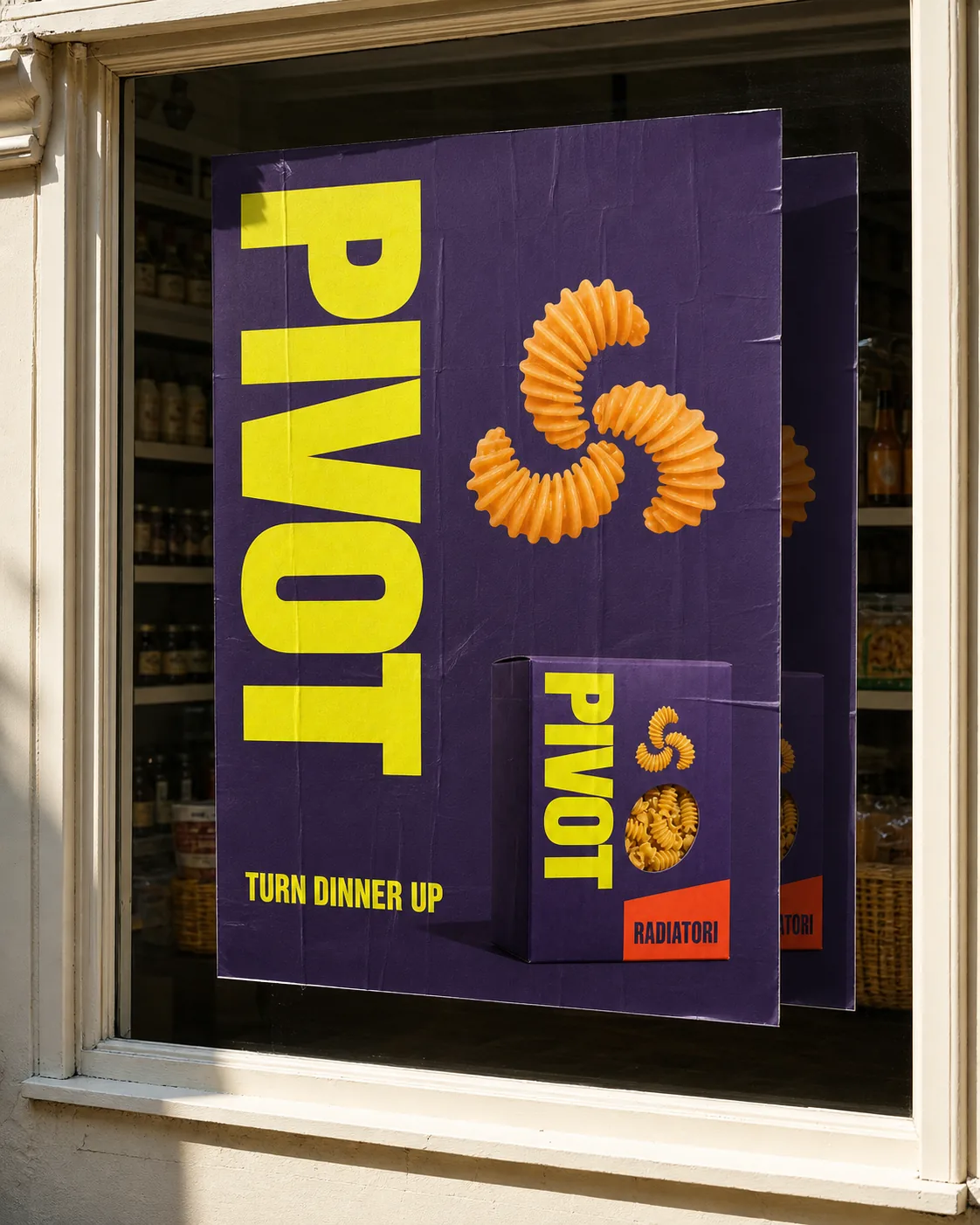 Aplicación de PIVOTE en un afiche vertical dentro de un punto de venta